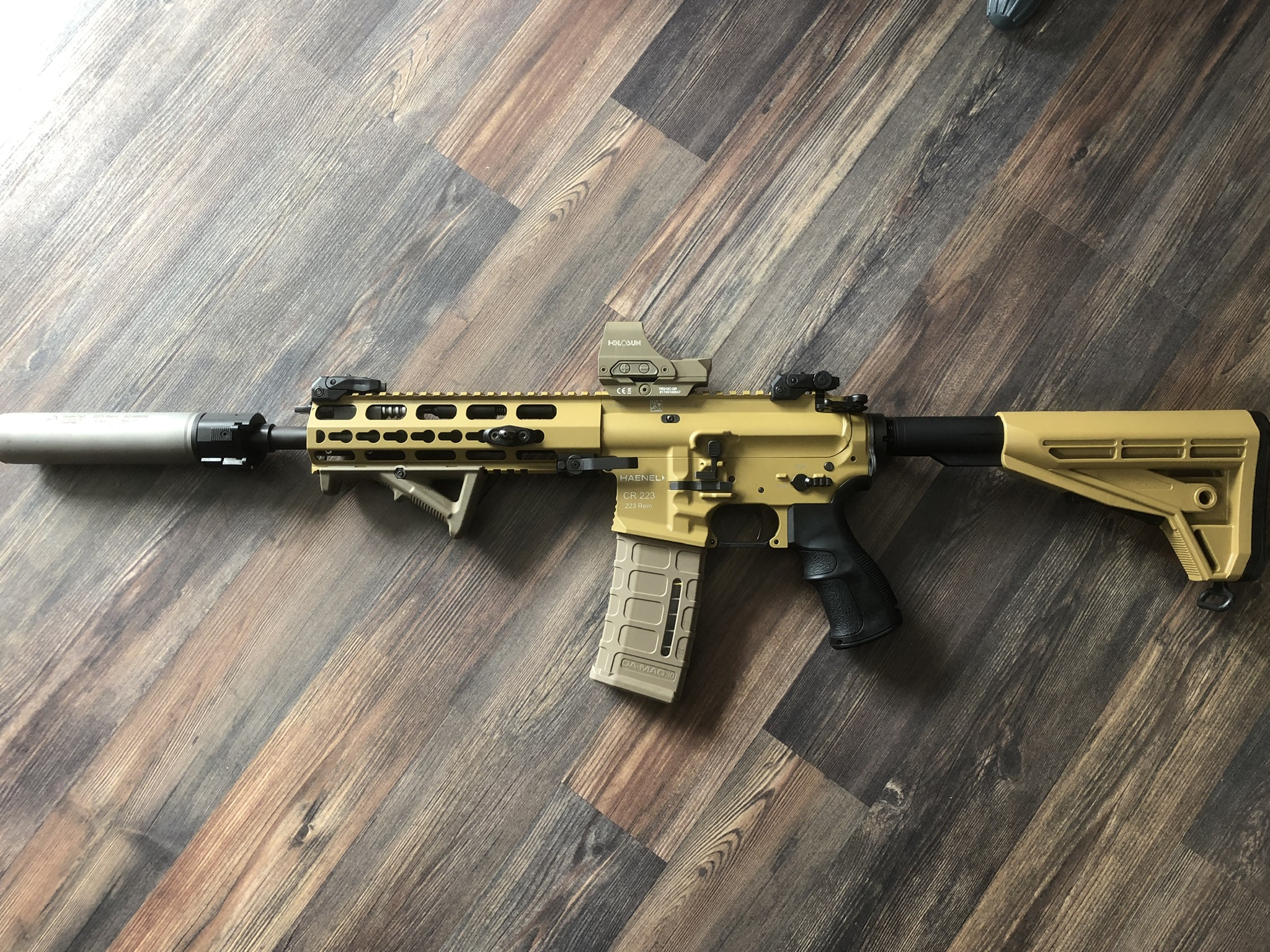 Selbstladebüchsen mit Schalldämpfer